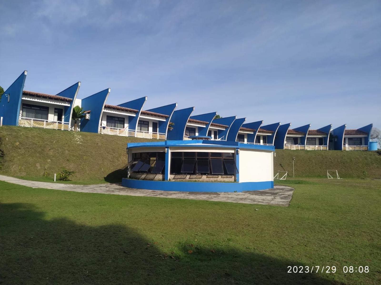 Pousada Das Falesias Hotel Prado Exterior photo